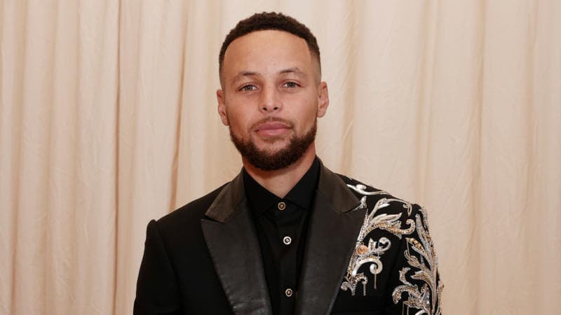 Rare Autographed Stephen Curry Rookie Card Expected To Fetch For Over $500K In Auction