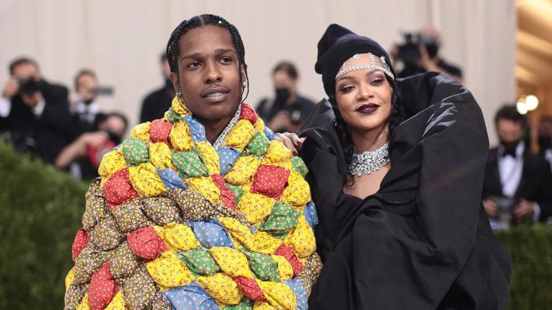 Rihanna Sets New Trends With Pregnancy News As Searches For 'Pink Padded Coats' Skyrockets