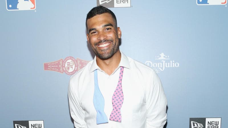 After Facing Injuries, Ex-MLB Player Micah Johnson Became An Artist With Digital Artwork Valued At $19M After Facing Injuries, Ex-MLB Player Micah Johnson Became An Artist With Digital Artwork Valued At $19M