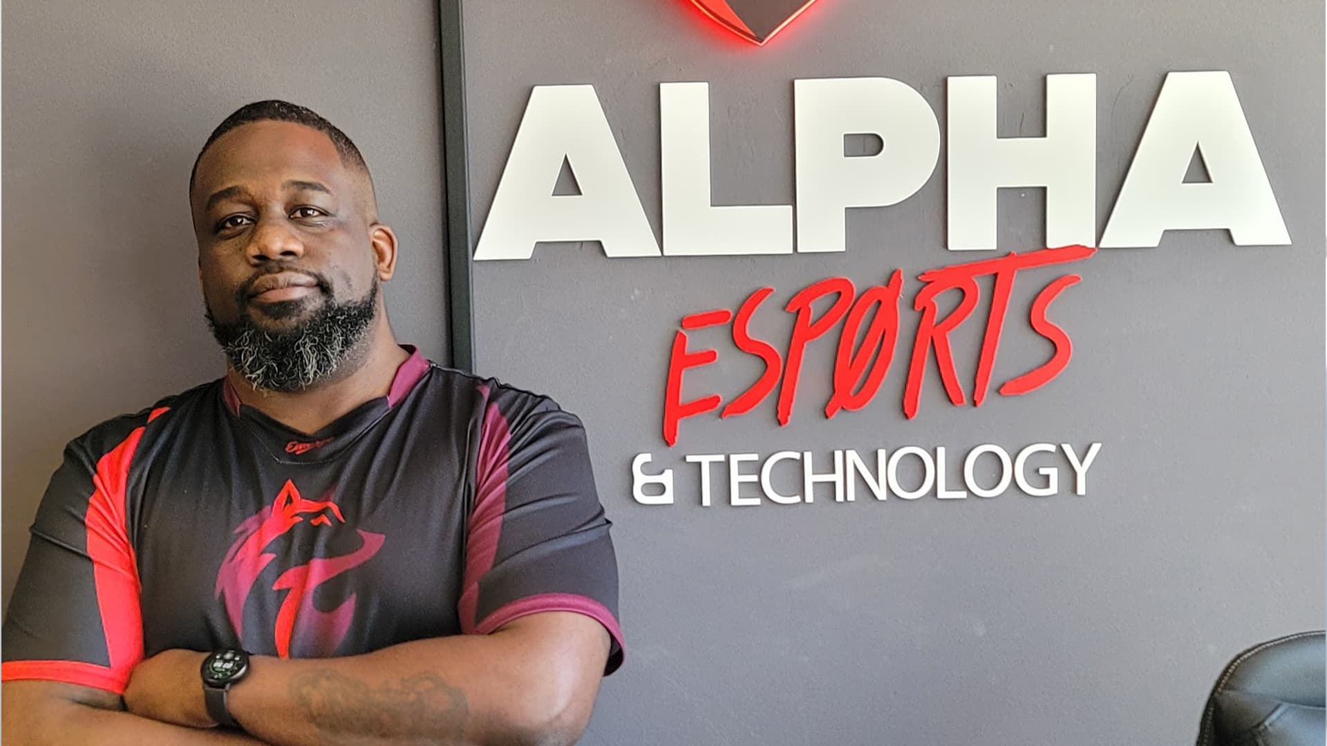 Davin Jackson, Who Took A Non-Traditional Pathway Into Tech, Launched An Esports And Gaming Center To Help Youth Gain Access To The Industry
