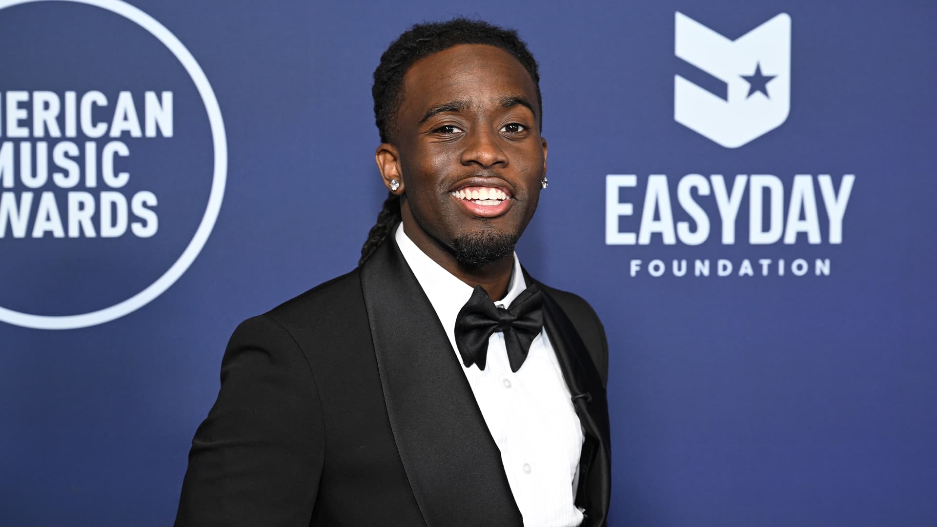 Kai Cenat Surpasses 1 Million Subscribers On Twitch And Pledges A Portion Of The Proceeds To Building A School In Nigeria