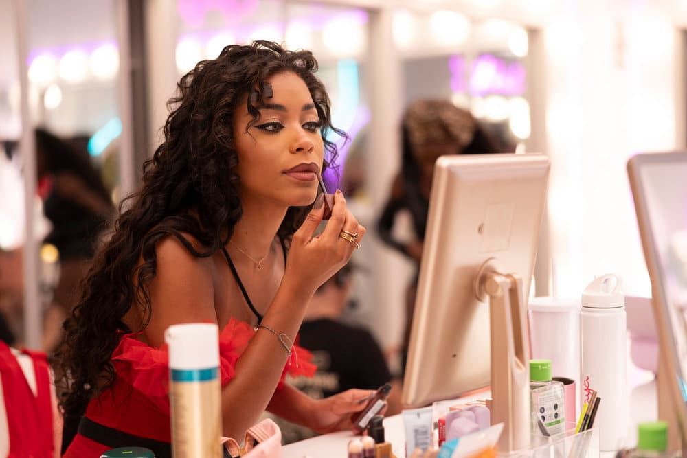 Outside Of The Villa, 'Love Island' Star 'Amaya Papaya' Has Her Career In Cardiac Nursing And Major Brands Waiting To Work With Her Outside Of The Villa, 'Love Island' Star 'Amaya Papaya' Has Her Career In Cardiac Nursing And Major Brands Waiting To Work With Her