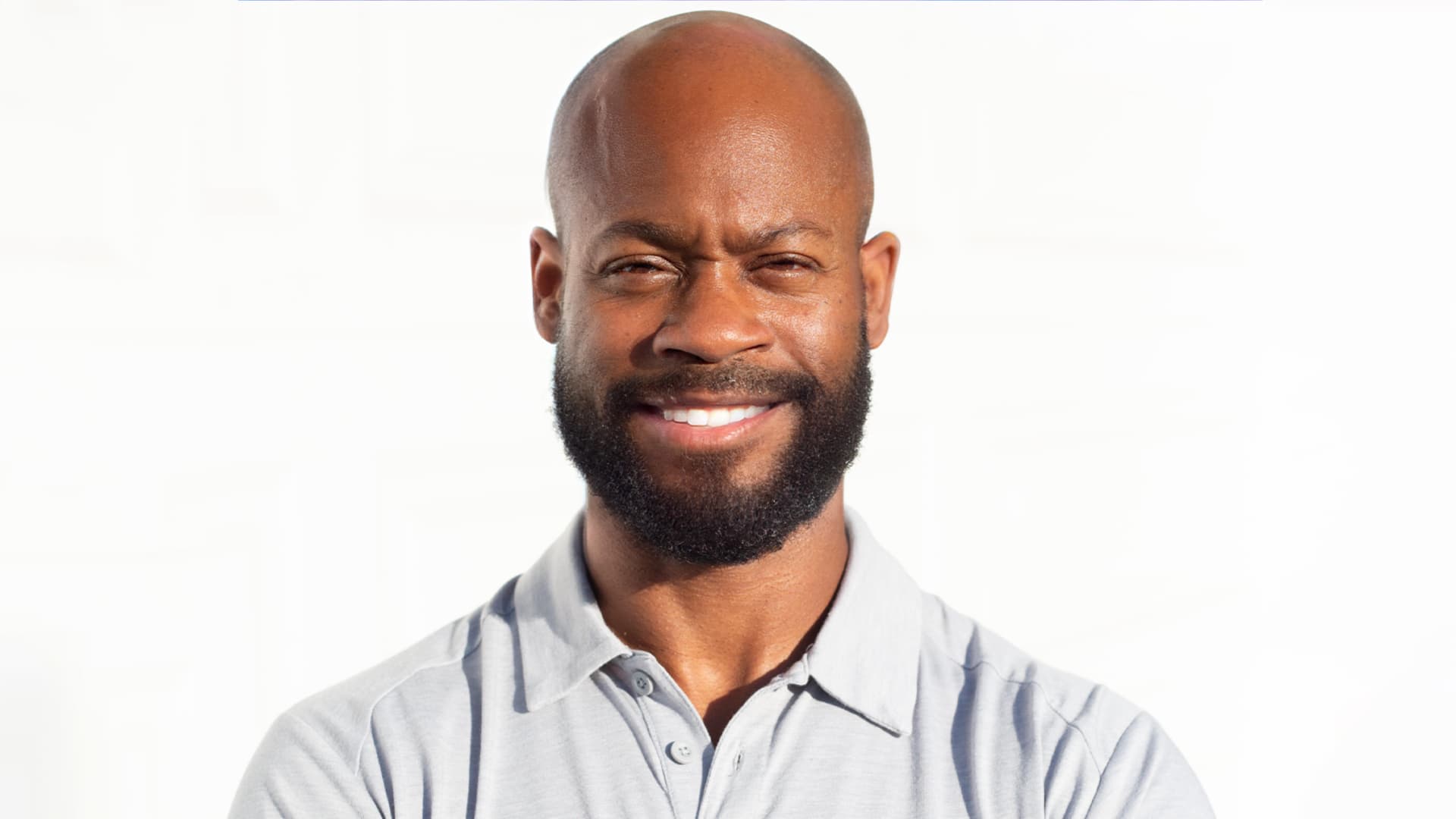 Director Of Innovation At Johnson & Johnson MedTech, JaBaris Swain, Shares How Rejecting The ‘Stay In Your Lane’ Mentality Unlocked His Career Director Of Innovation At Johnson & Johnson MedTech, JaBaris Swain, Shares How Rejecting The ‘Stay In Your Lane’ Mentality Unlocked His Career