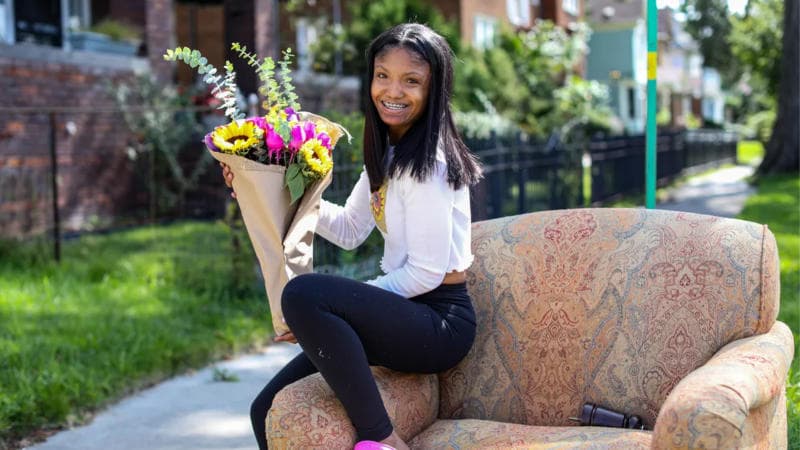 Detroit Founder Ja'Nye Hampton Went From Working Six Plus Jobs To Running A Six-Figure Flower Business Detroit Founder Ja'Nye Hampton Went From Working Six Plus Jobs To Running A Six-Figure Flower Business