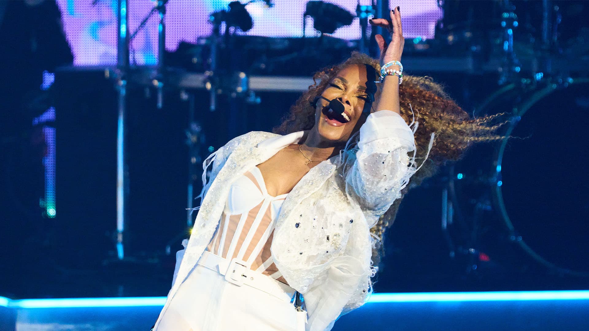 After Earning A Reported $13M From Her First Residency In Las Vegas, Janet Jackson Returns With Elevated Experience Alongside L-Acoustics' Hyperreal Sound Technology After Earning A Reported $13M From Her First Residency In Las Vegas, Janet Jackson Returns With Elevated Experience Alongside L-Acoustics' Hyperreal Sound Technology